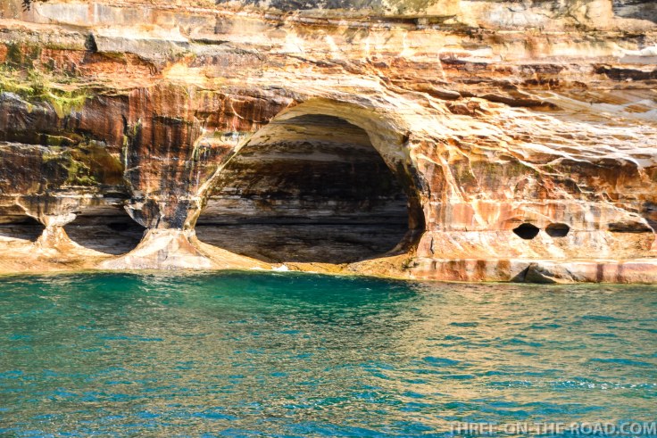 4otr_PicturedRock-15