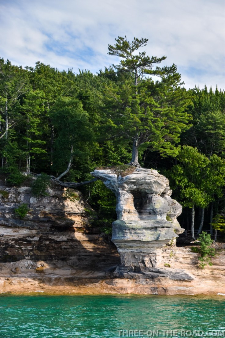 4otr_PicturedRock-17