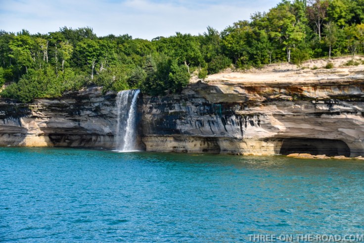 4otr_PicturedRock-18