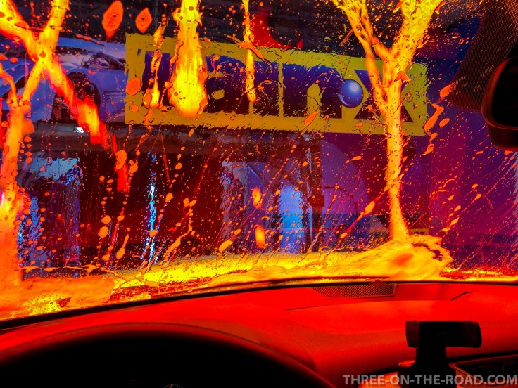 Funky Autowaschanlage